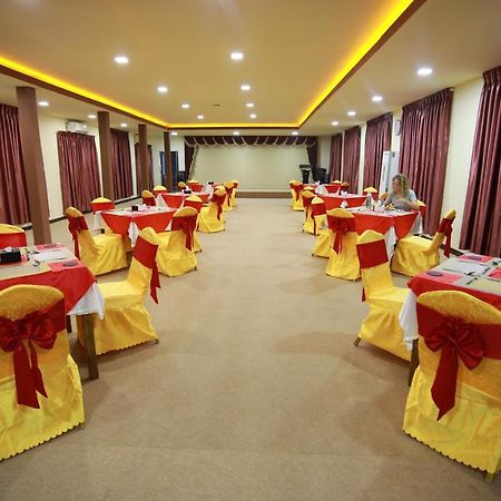 Vintage Hpa An Hotel Exterior photo